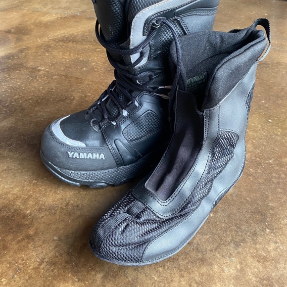 Yamaha Polar Snowmobile Winter Boot - Picture 6 of 8